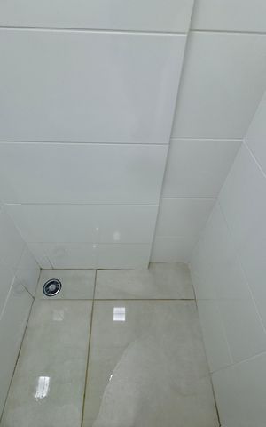 Studio para alugar com 32m², 1 quarto e 1 vaga Studio para alugar com 32m², 1 quarto e 1 vagaBanheiro