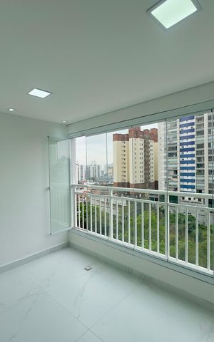 Studio para alugar com 32m², 1 quarto e 1 vaga Studio para alugar com 32m², 1 quarto e 1 vagaVaranda
