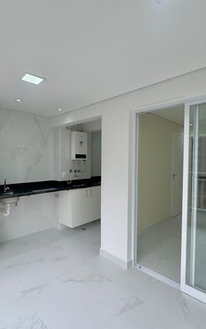 Studio para alugar com 32m², 1 quarto e 1 vaga Studio para alugar com 32m², 1 quarto e 1 vagaVaranda