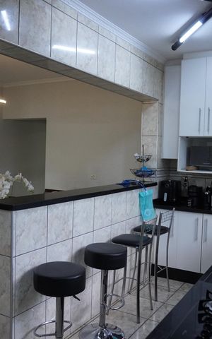 Casa para alugar com 163m², 3 quartos e 2 vagasCozinha
