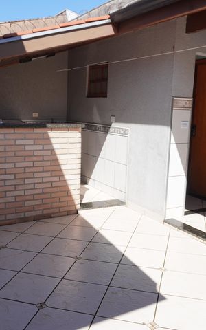 Casa para alugar com 163m², 3 quartos e 2 vagasQuintal