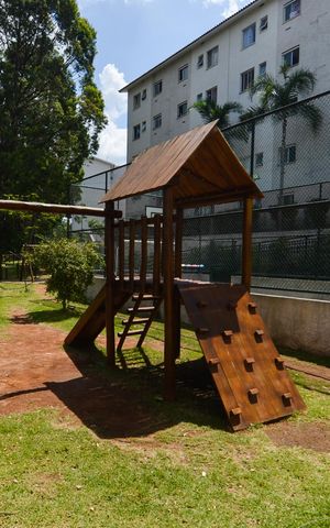 Apartamento para alugar com 37m², 2 quartos e 1 vaga Apartamento para alugar com 37m², 2 quartos e 1 vagaÁrea comum - Playground