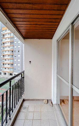 Apartamento para alugar com 90m², 4 quartos e 1 vagaVaranda