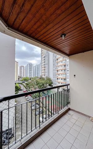 Apartamento para alugar com 90m², 4 quartos e 1 vagaVaranda
