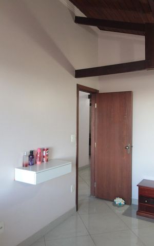 Casa para alugar com 230m², 3 quartos e 1 vagaQuarto 1