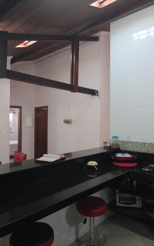 Casa para alugar com 230m², 3 quartos e 1 vagaCozinha