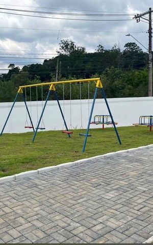 Casa de condomínio para alugar com 59m², 2 quartos e 1 vaga Casa de condomínio para alugar com 59m², 2 quartos e 1 vagaÁrea comum - Playground