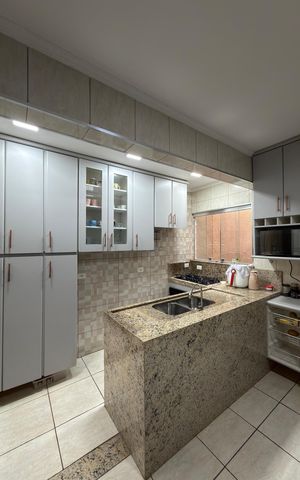 Casa para alugar com 270m², 3 quartos e 3 vagasCozinha