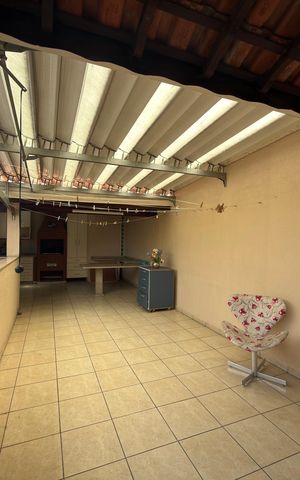 Casa para alugar com 270m², 3 quartos e 3 vagasEspaço Gourmet