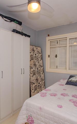 Casa à venda com 180m², 3 quartos e 2 vagas Casa à venda com 180m², 3 quartos e 2 vagasQuarto 1