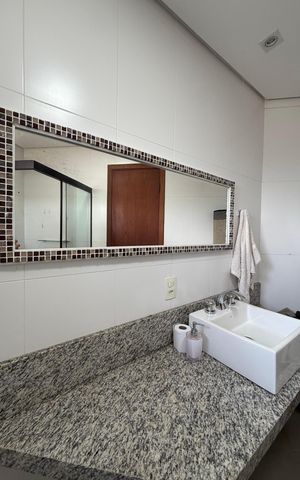 Apartamento à venda com 240m², 4 quartos e 4 vagasSuíte 3 Banheiro 