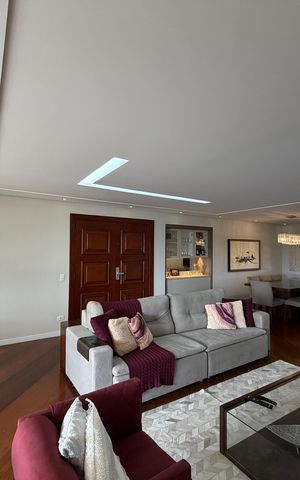 Apartamento à venda com 240m², 4 quartos e 4 vagasSala 