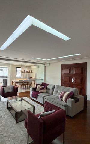 Apartamento à venda com 240m², 4 quartos e 4 vagasSala 