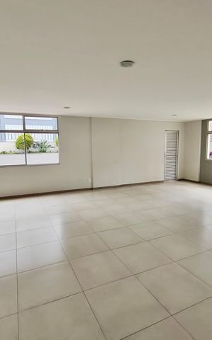 Apartamento à venda com 75m², 2 quartos e 1 vaga Apartamento à venda com 75m², 2 quartos e 1 vagaÁrea comum - Salão de festas