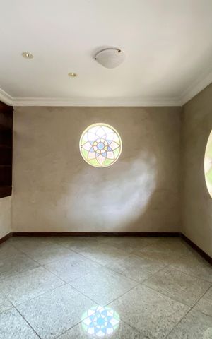 Casa para alugar com 350m², 4 quartos e 4 vagas Casa para alugar com 350m², 4 quartos e 4 vagasHall de entrada