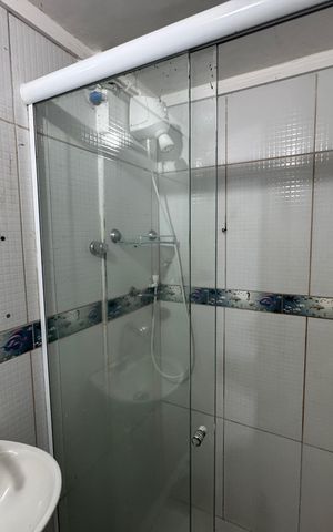 Casa de condomínio à venda com 76m², 1 quarto e 1 vaga Casa de condomínio à venda com 76m², 1 quarto e 1 vagaBanheiro