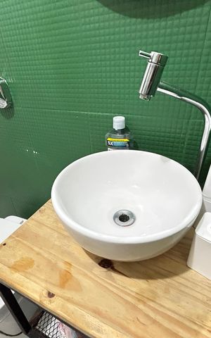 Apartamento para alugar com 60m², 2 quartos e sem vagaBanheiro