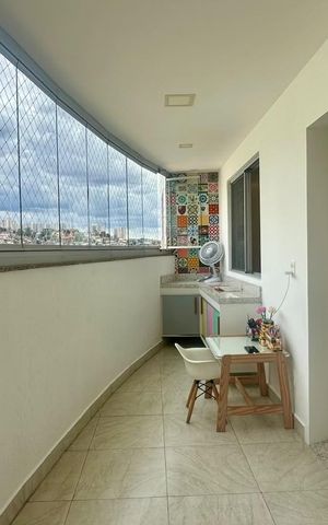 Apartamento à venda com 100m², 3 quartos e 4 vagasVaranda