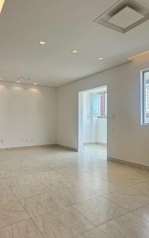 Apartamento à venda com 100m², 3 quartos e 4 vagassl