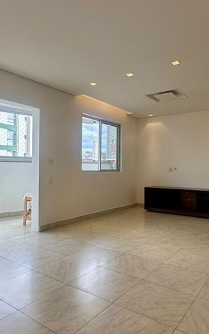 Apartamento à venda com 100m², 3 quartos e 4 vagassala 