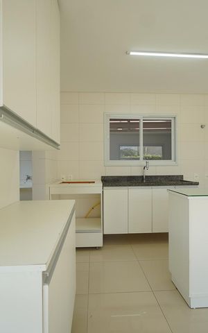 Casa para alugar com 135m², 3 quartos e 2 vagasCozinha 