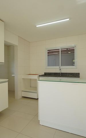 Casa para alugar com 135m², 3 quartos e 2 vagasCozinha 