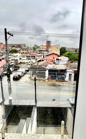 Casa à venda com 135m², 3 quartos e 2 vagas Casa à venda com 135m², 3 quartos e 2 vagasVaranda