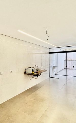 Casa à venda com 135m², 3 quartos e 2 vagas Casa à venda com 135m², 3 quartos e 2 vagasCozinha