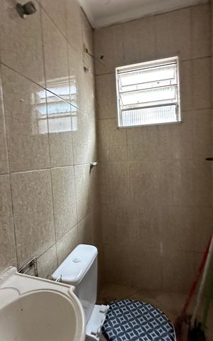 Casa para alugar com 107m², 1 quarto e sem vaga Casa para alugar com 107m², 1 quarto e sem vagaBanheiro
