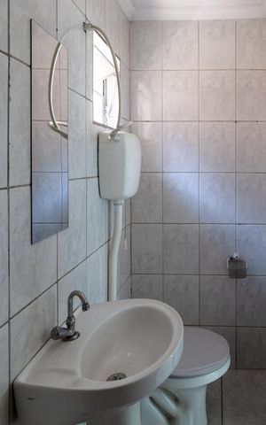 Casa para alugar com 42m², 1 quarto e sem vagaBanheiro