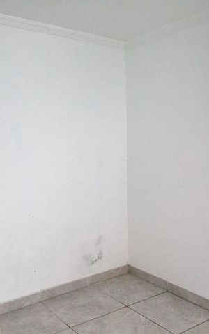 Casa para alugar com 42m², 1 quarto e sem vagaQuarto