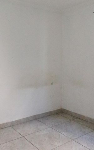Casa para alugar com 42m², 1 quarto e sem vagaQuarto