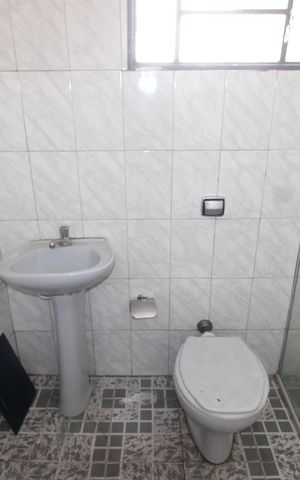 Casa à venda com 329m², 4 quartos e 3 vagasBanheiro