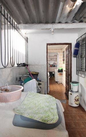 Casa à venda com 329m², 4 quartos e 3 vagasÁrea de Serviço