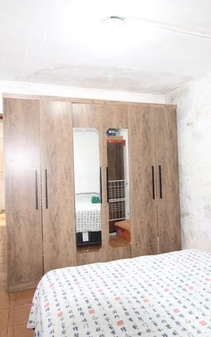 Casa à venda com 329m², 4 quartos e 3 vagasQuarto 2