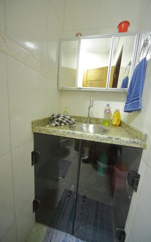 Casa à venda com 300m², 8 quartos e 2 vagasCasa 1 -Banheiro