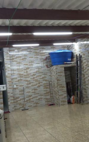 Casa à venda com 300m², 8 quartos e 2 vagasÁrea serviço ( coletiva ) 