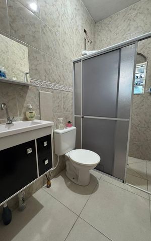 Casa à venda com 209m², 2 quartos e 6 vagas Casa à venda com 209m², 2 quartos e 6 vagasBanheiro