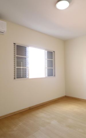 Casa para alugar com 316m², 5 quartos e 5 vagasQuarto 4 - Suíte