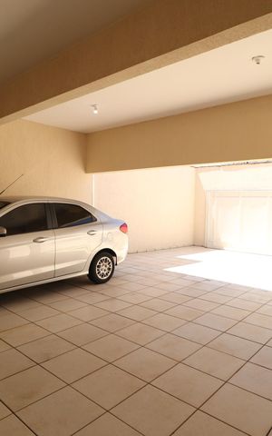 Casa para alugar com 316m², 5 quartos e 5 vagasGaragem