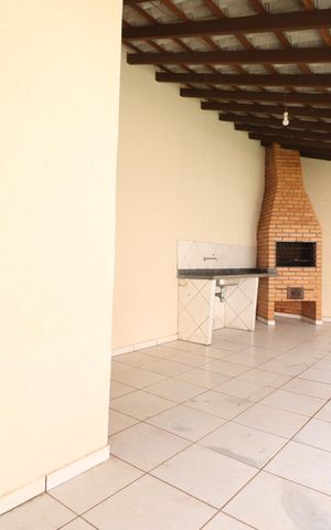 Casa para alugar com 316m², 5 quartos e 5 vagasQuintal / Varanda