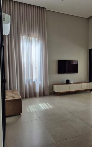 Casa de condomínio para alugar com 148m², 3 quartos e 4 vagas Casa de condomínio para alugar com 148m², 3 quartos e 4 vagasSala