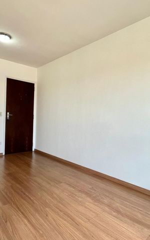 Apartamento para alugar com 43m², 1 quarto e 1 vaga Apartamento para alugar com 43m², 1 quarto e 1 vagaSala