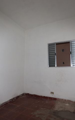 Casa para alugar com 70m², 1 quarto e sem vagaQuarto