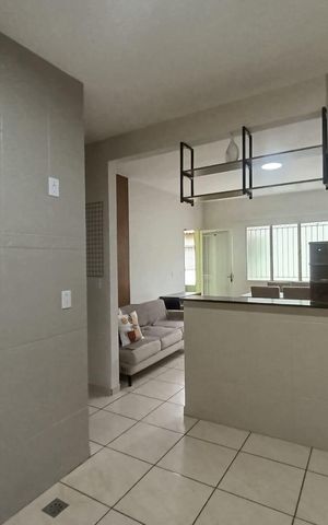 Casa para alugar com 56m², 2 quartos e sem vaga Casa para alugar com 56m², 2 quartos e sem vagaCozinha