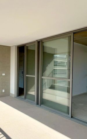 Apartamento à venda com 198m², 3 quartos e 3 vagas Apartamento à venda com 198m², 3 quartos e 3 vagasVaranda gourmet