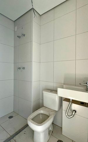 Apartamento à venda com 198m², 3 quartos e 3 vagas Apartamento à venda com 198m², 3 quartos e 3 vagasBanheiro de serviço