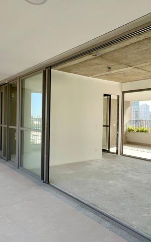 Apartamento à venda com 198m², 3 quartos e 3 vagasVaranda