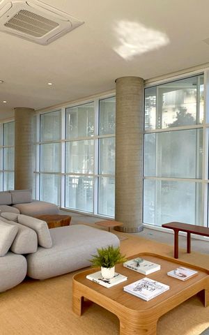 Apartamento à venda com 353m², 3 quartos e 3 vagas Apartamento à venda com 353m², 3 quartos e 3 vagasSalão de Festas