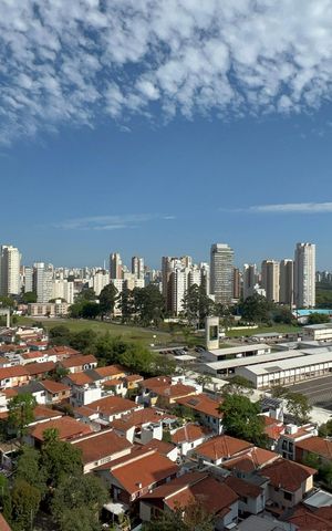 Apartamento à venda com 353m², 3 quartos e 3 vagas Apartamento à venda com 353m², 3 quartos e 3 vagasVista da Varanda